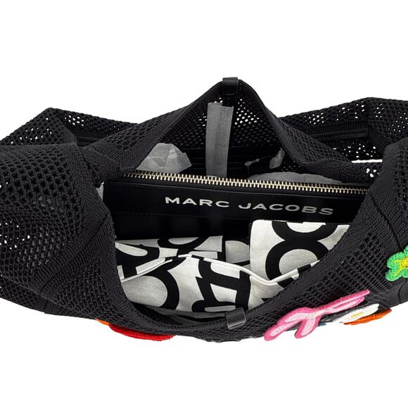 MARC JACOBS The Daisy Crochet Sack Bag in Black - Picture 9 of 12